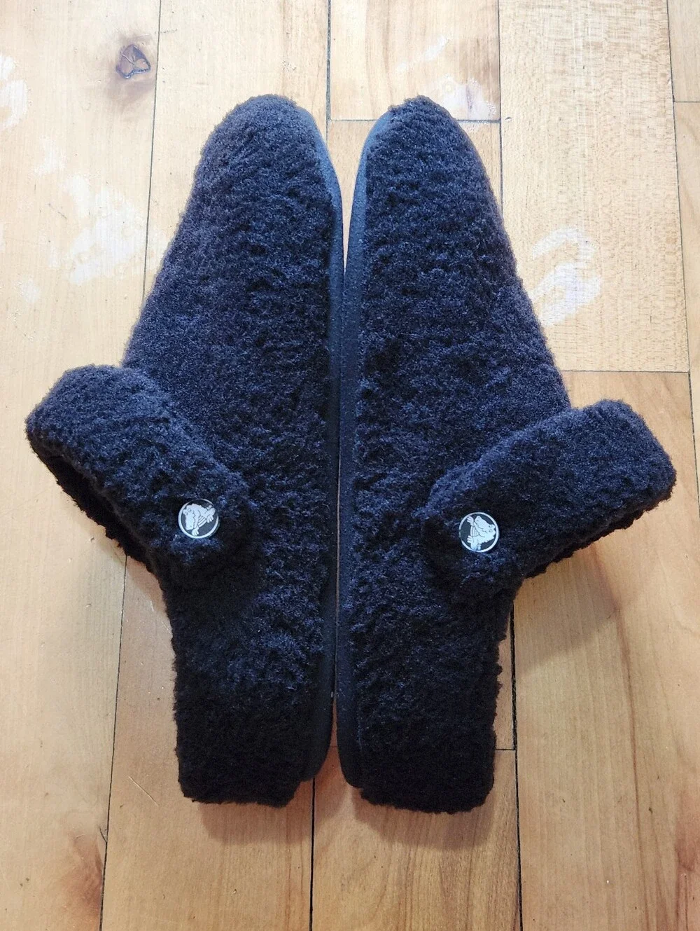Crocs Classic Cozzzy Slipper in Black - W9 - Picture 8 of 11